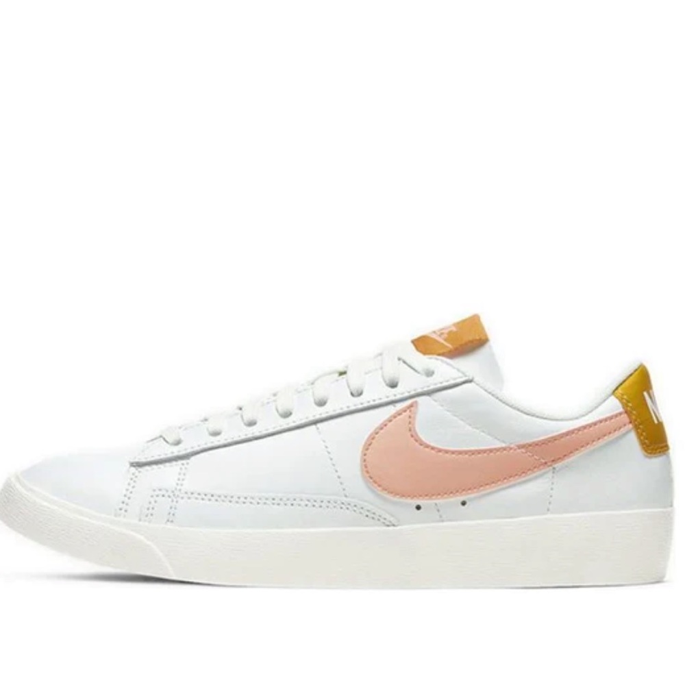 Nike Blazer Low SE White with Pink Quartz